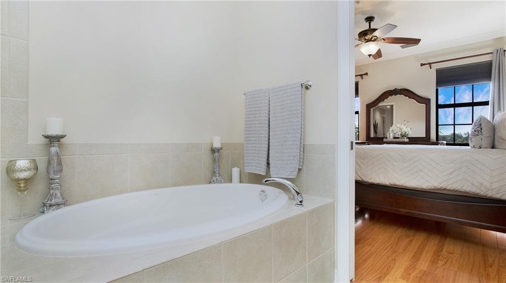 8992 Cambria Cir 1602, Naples, FL 34113-24