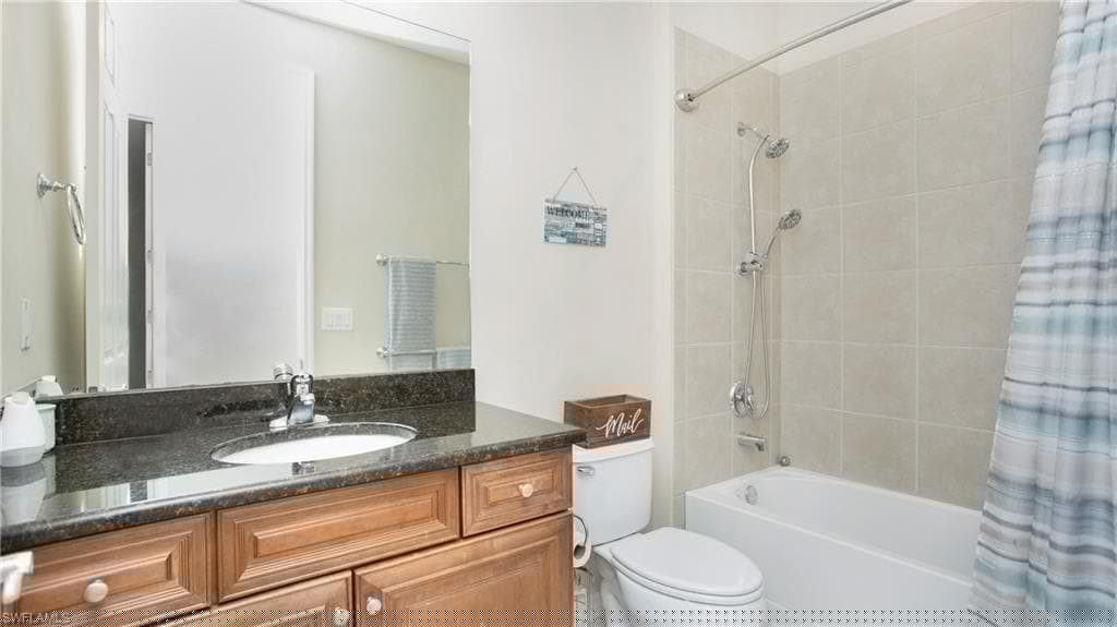 8992 Cambria Cir 1602, Naples, FL 34113-27