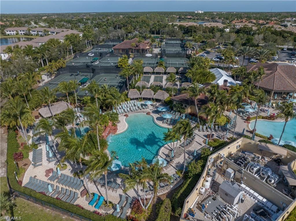 8060 Players Cove Dr 101, Naples, FL 34113-32