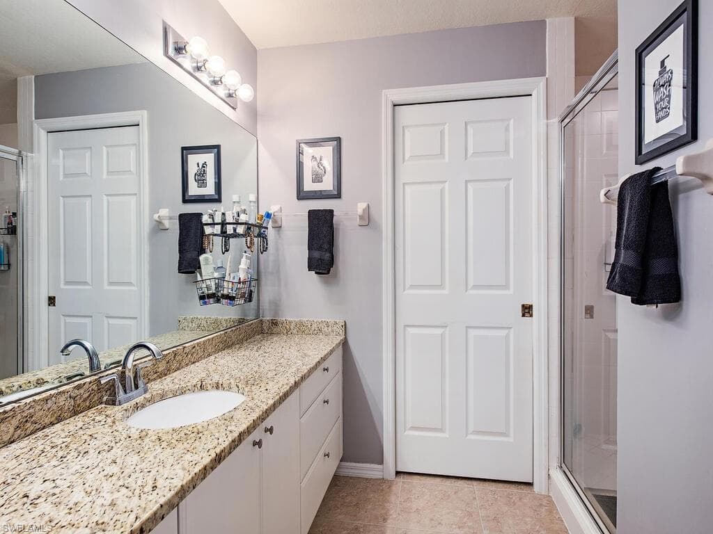 4500 Botanical Place Cir 101, Naples, FL 34112-9
