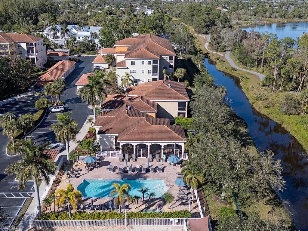 4500 Botanical Place Cir 101, Naples, FL 34112-22