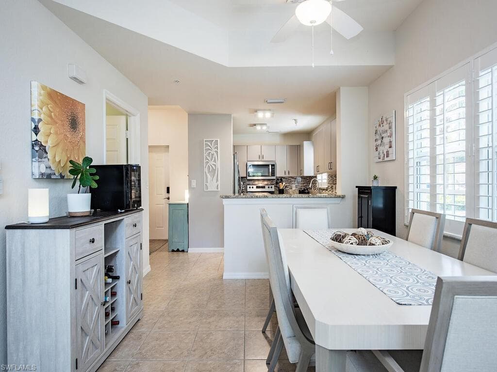 4500 Botanical Place Cir 101, Naples, FL 34112-6
