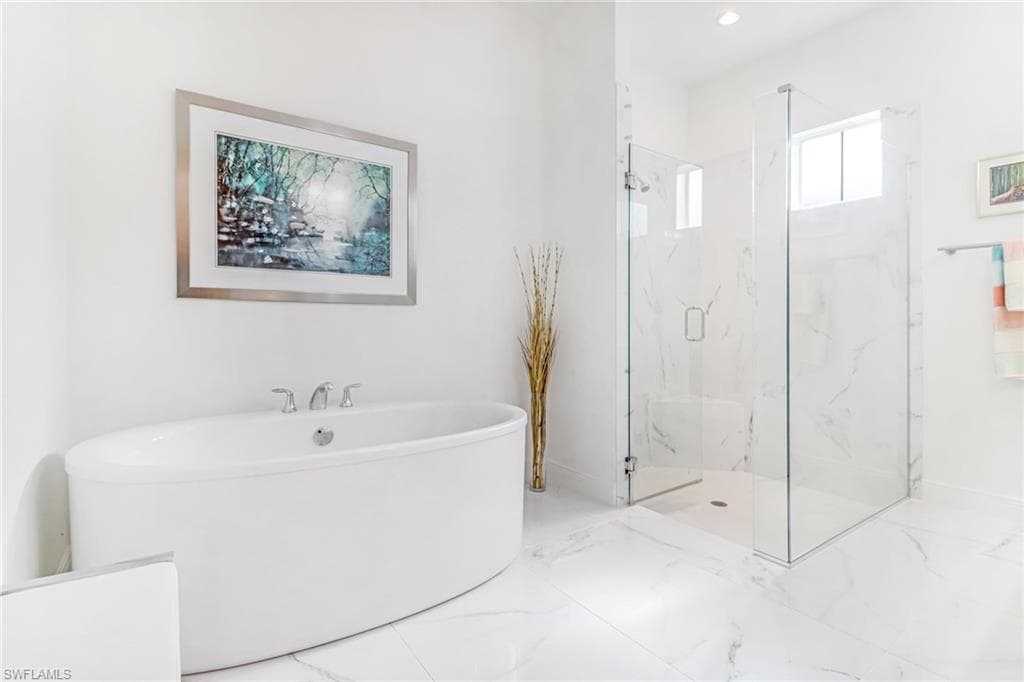 8944 Saint Lucia Dr 101, Naples, FL 34114-12