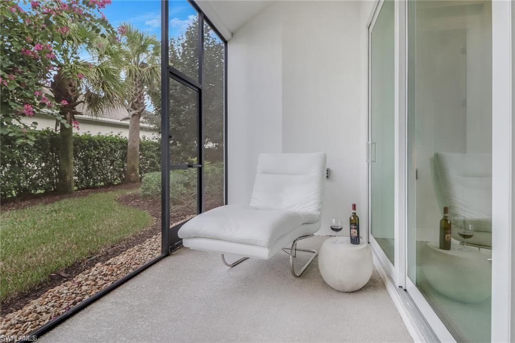 8944 Saint Lucia Dr 101, Naples, FL 34114-17