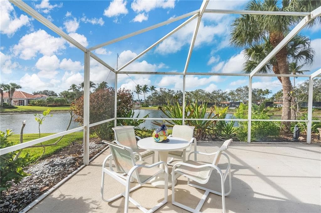 5064 Ventura Ct, Naples, FL 34109-27