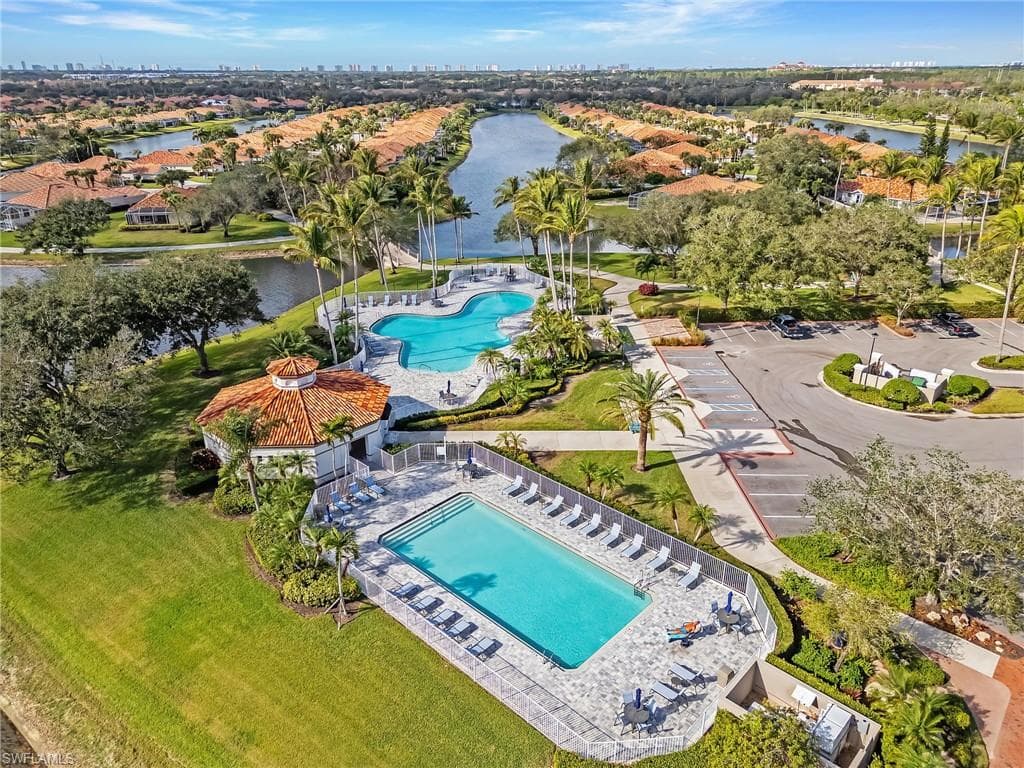 5064 Ventura Ct, Naples, FL 34109-29