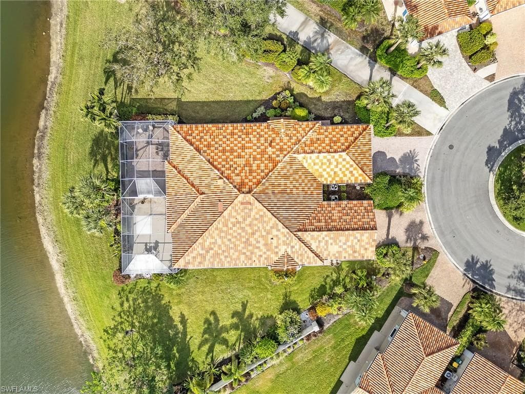5064 Ventura Ct, Naples, FL 34109-36