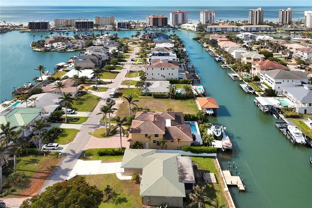 281 Conners Ave, Naples, FL 34108-2