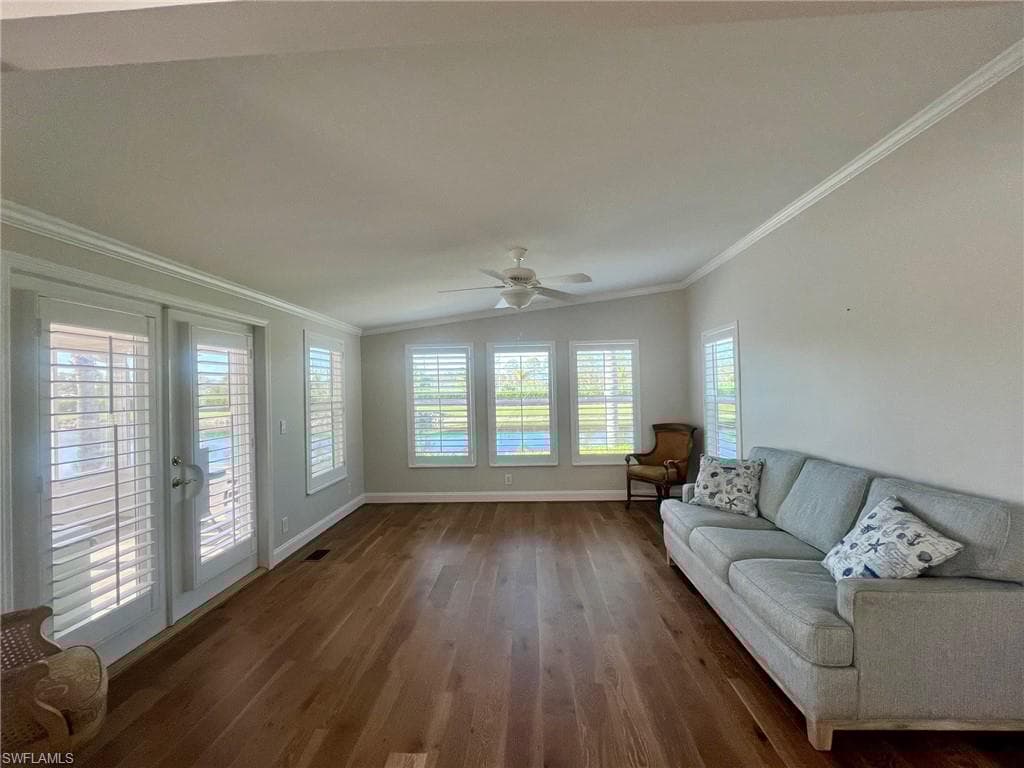 1041 Silver Lakes Blvd, Naples, FL 34114-12