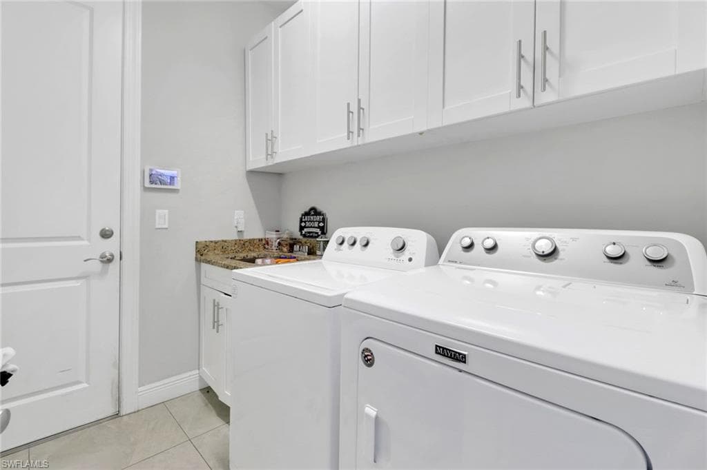 3490 56th Ave NE, Naples, FL 34120-27