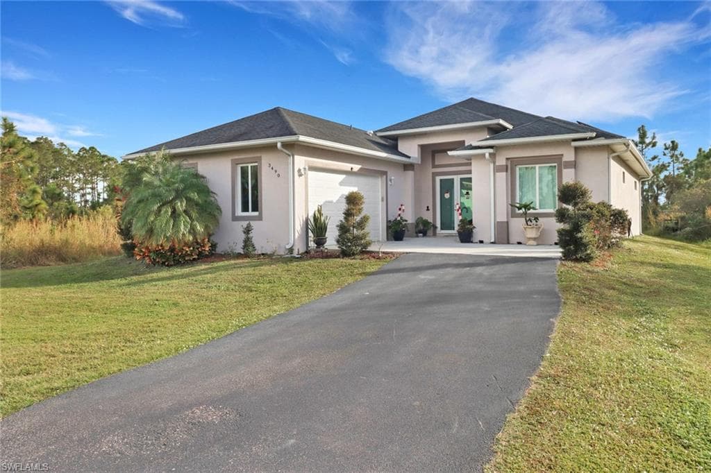 3490 56th Ave NE, Naples, FL 34120-2