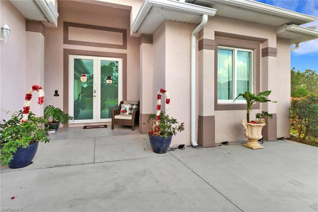 3490 56th Ave NE, Naples, FL 34120-3