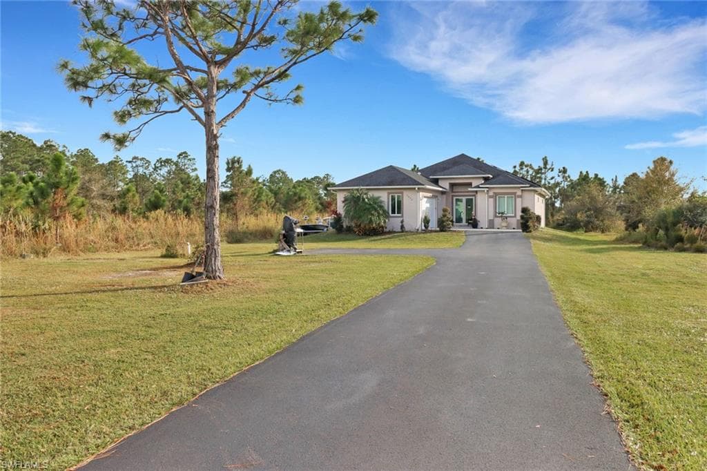 3490 56th Ave NE, Naples, FL 34120-5