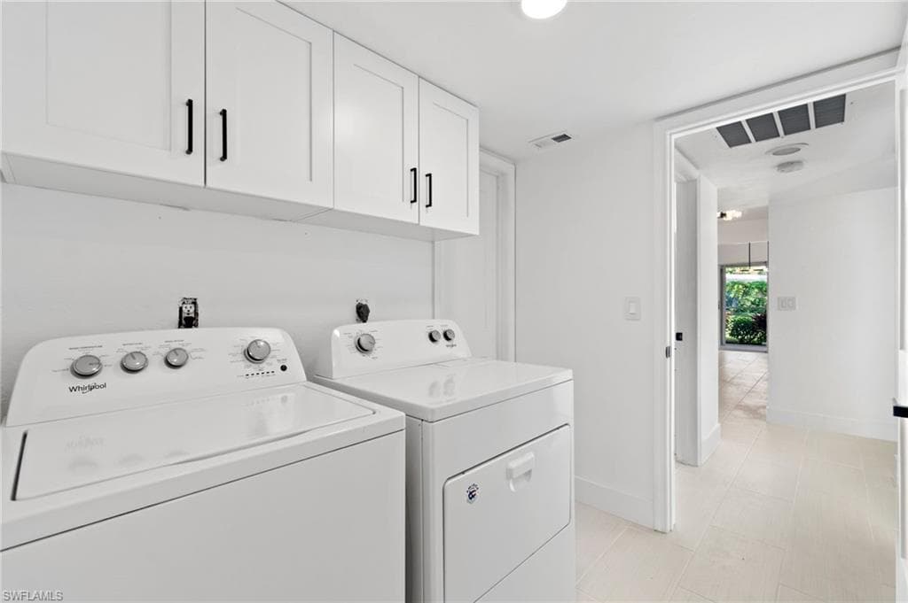 2106 Tama Cir 102, Naples, FL 34112-32