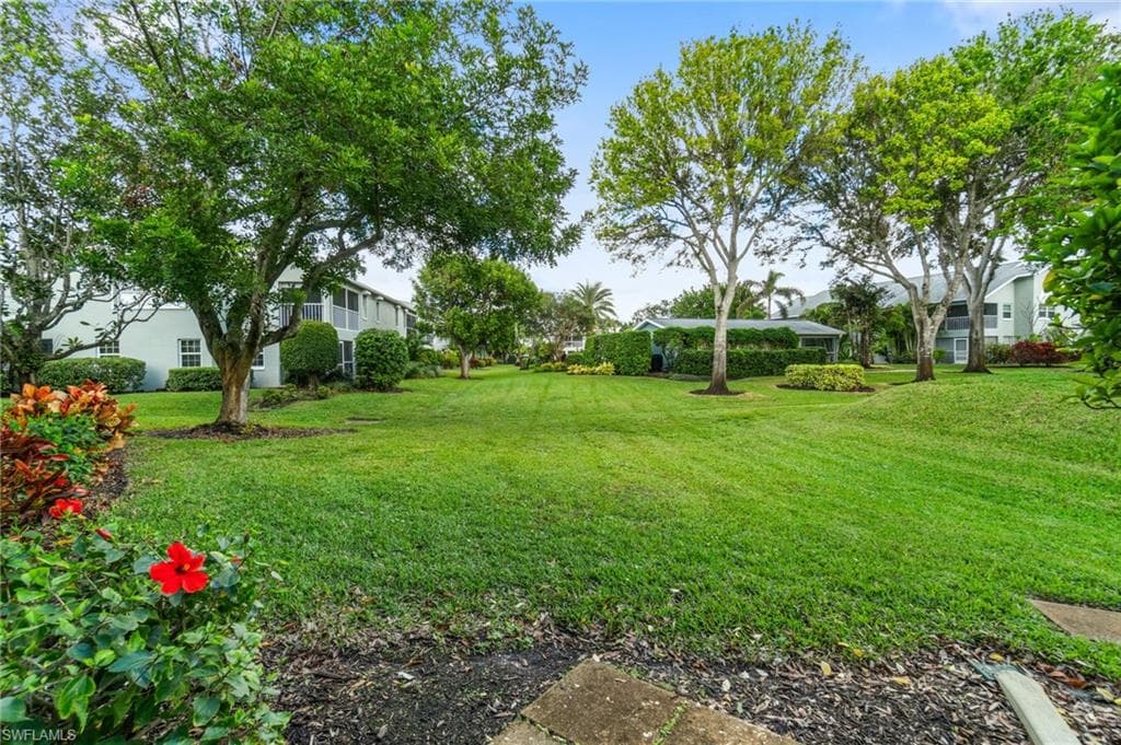 2106 Tama Cir 102, Naples, FL 34112-38