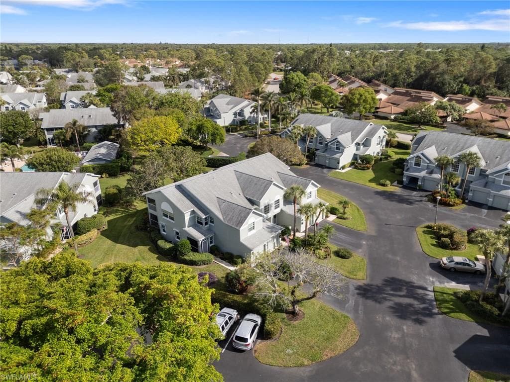 2106 Tama Cir 102, Naples, FL 34112-47