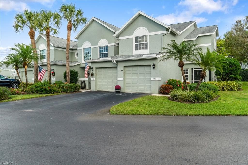 2106 Tama Cir 102, Naples, FL 34112-8