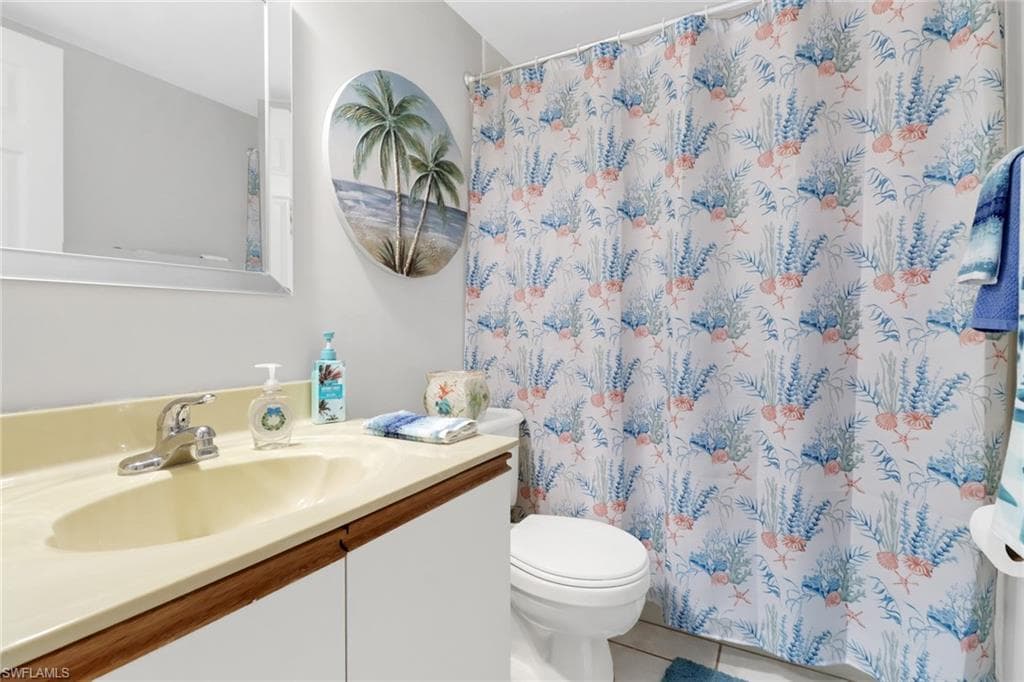 5970 Amherst Dr C104, Naples, FL 34112-15