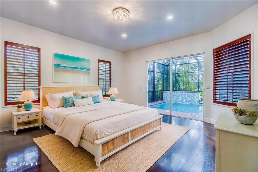 1160 8th St S, Naples, FL 34102-23