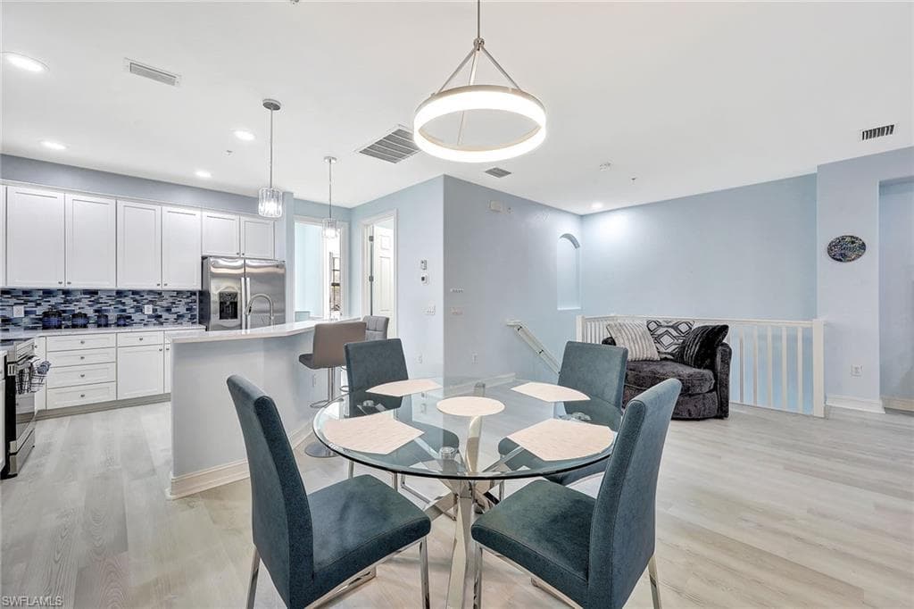 9110 Capistrano St S 8402, Naples, FL 34113-9