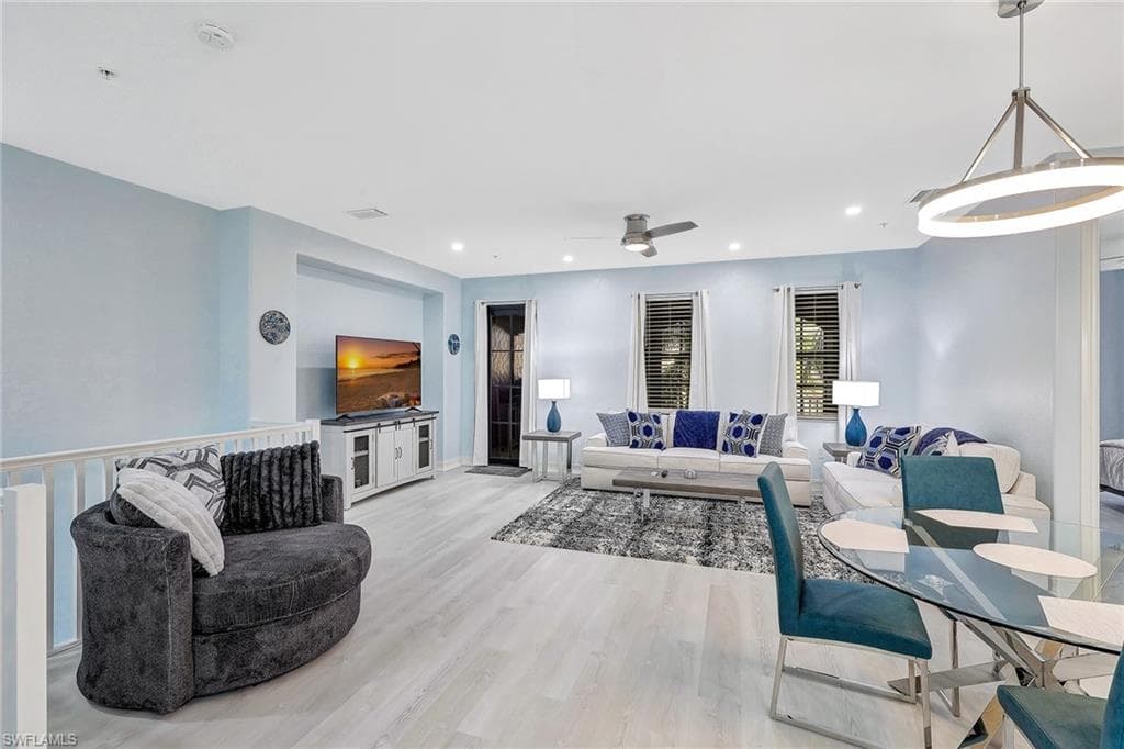 9110 Capistrano St S 8402, Naples, FL 34113-12