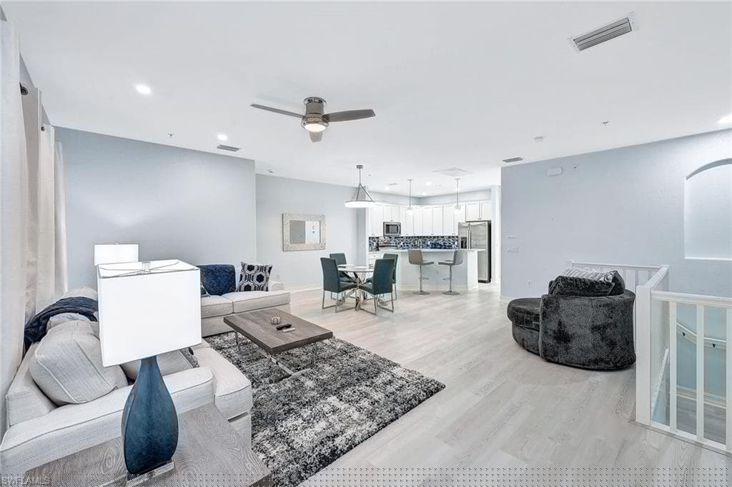9110 Capistrano St S 8402, Naples, FL 34113-8