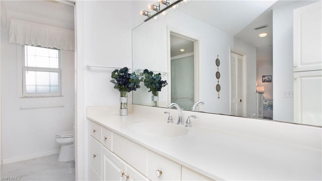 108 Payne Ct, Naples, FL 34112-23