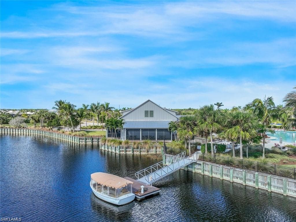 5676 Highbourne Dr, Naples, FL 34113-36