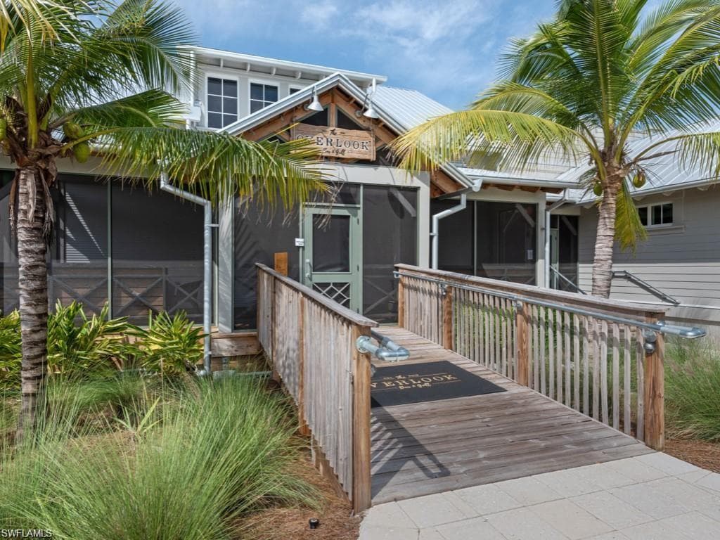 5676 Highbourne Dr, Naples, FL 34113-37