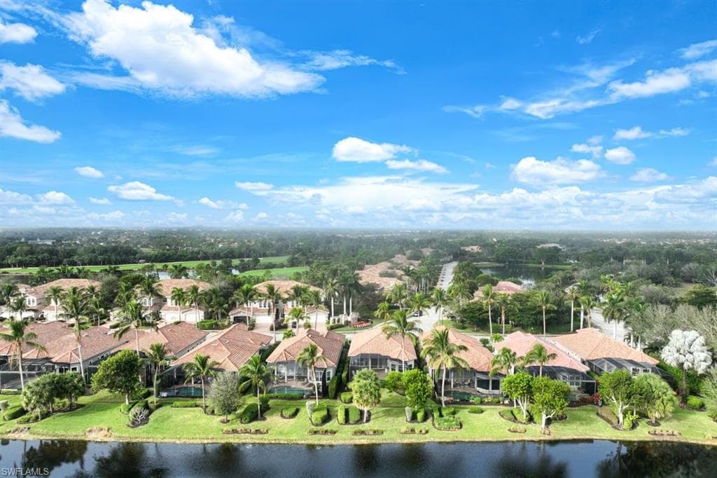 9104 Cherry Oaks Trl, Naples, FL 34114-27