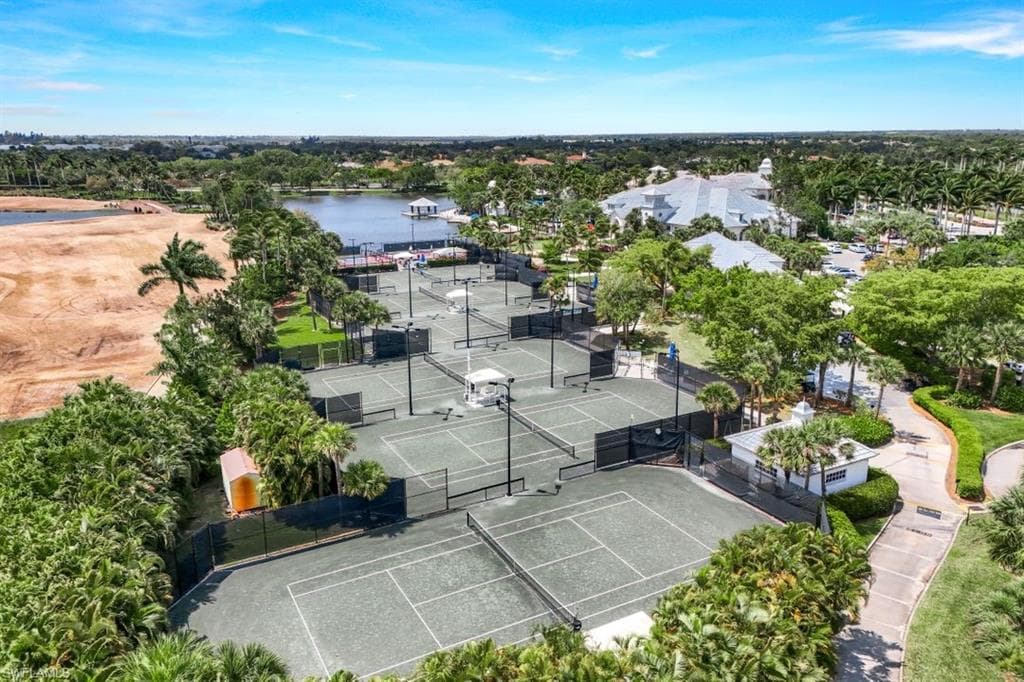 9104 Cherry Oaks Trl, Naples, FL 34114-29
