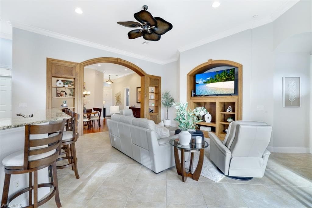 9104 Cherry Oaks Trl, Naples, FL 34114-6