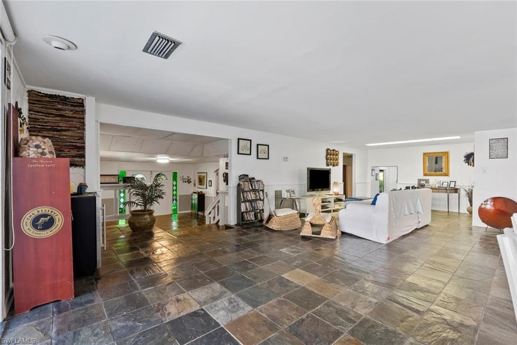 3550 Hazel Rd, Naples, FL 34104-16