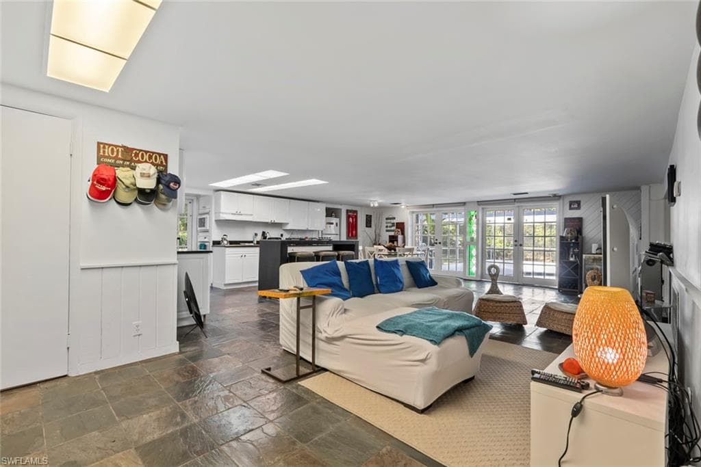 3550 Hazel Rd, Naples, FL 34104-17