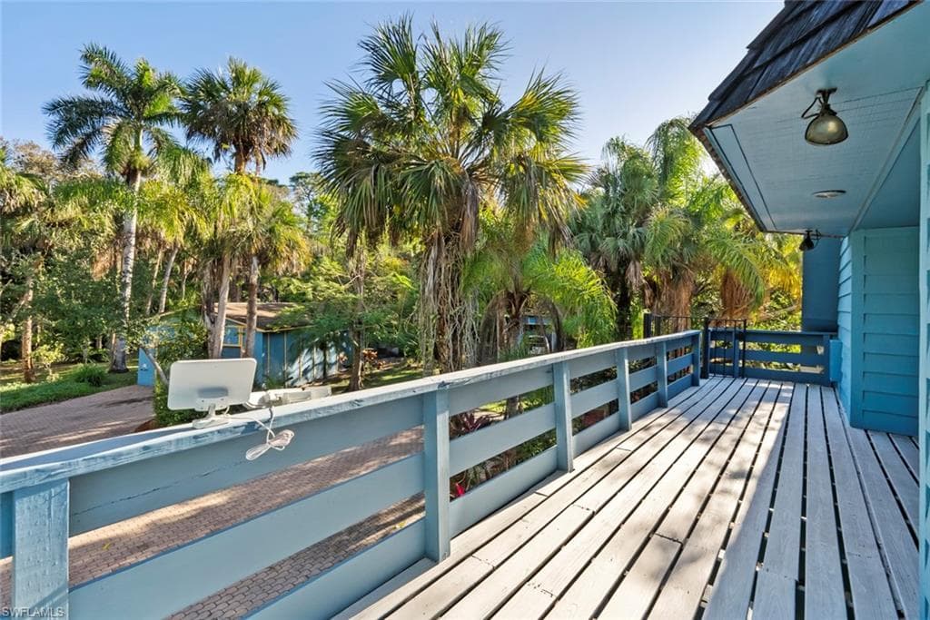 3550 Hazel Rd, Naples, FL 34104-27