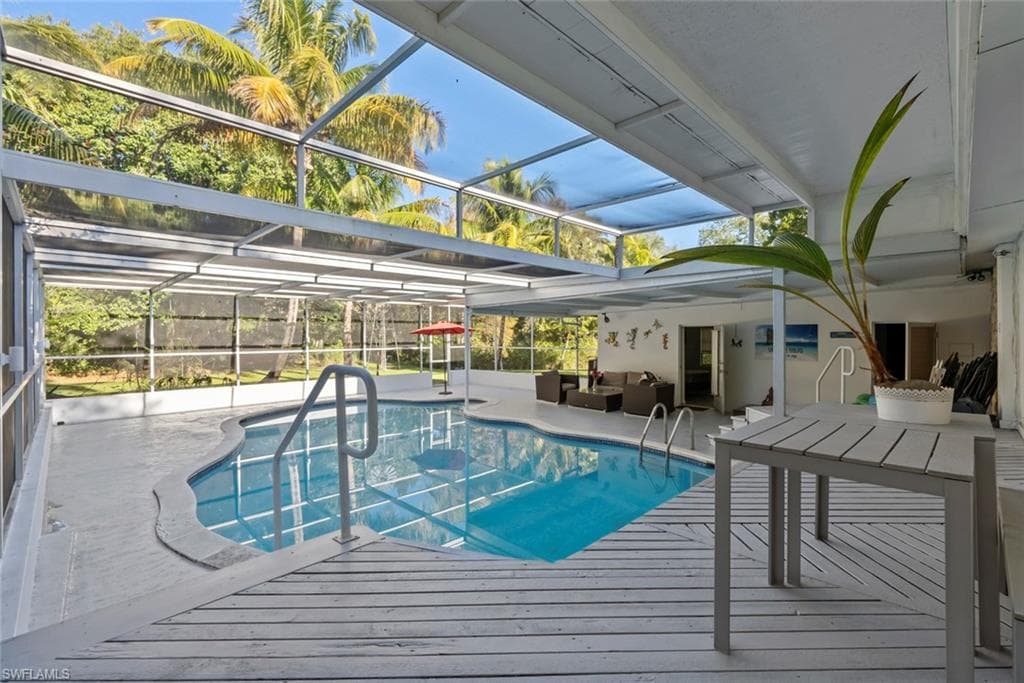 3550 Hazel Rd, Naples, FL 34104-2
