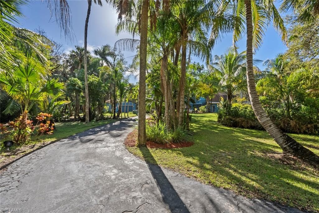 3550 Hazel Rd, Naples, FL 34104-6