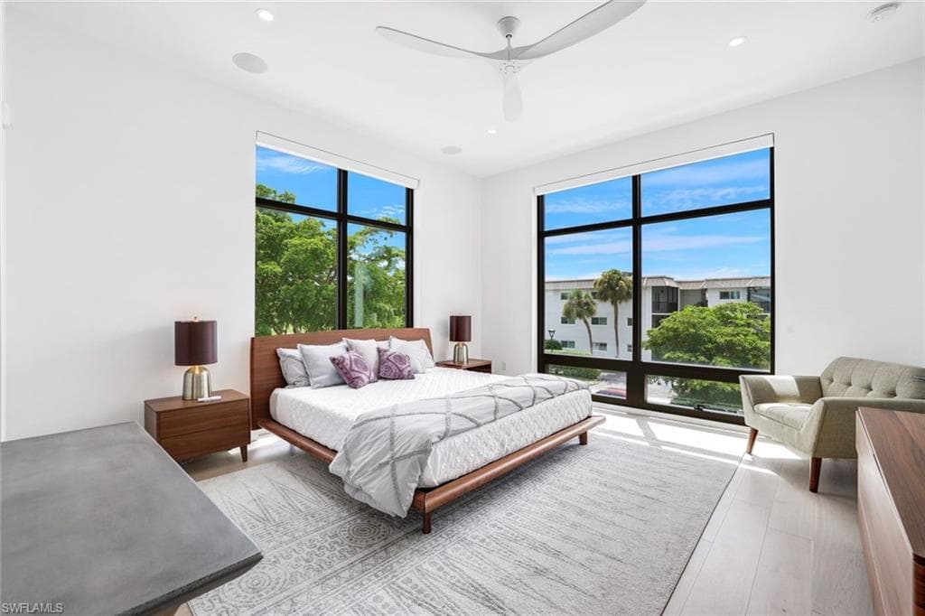 850 Central Ave 207, Naples, FL 34102-9