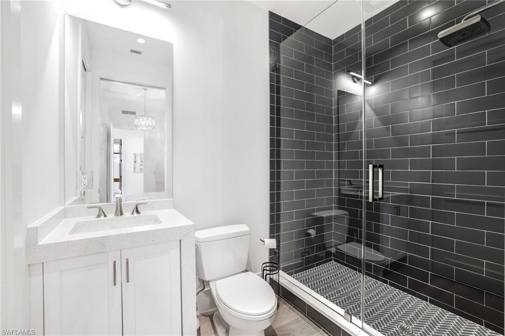 850 Central Ave 207, Naples, FL 34102-14