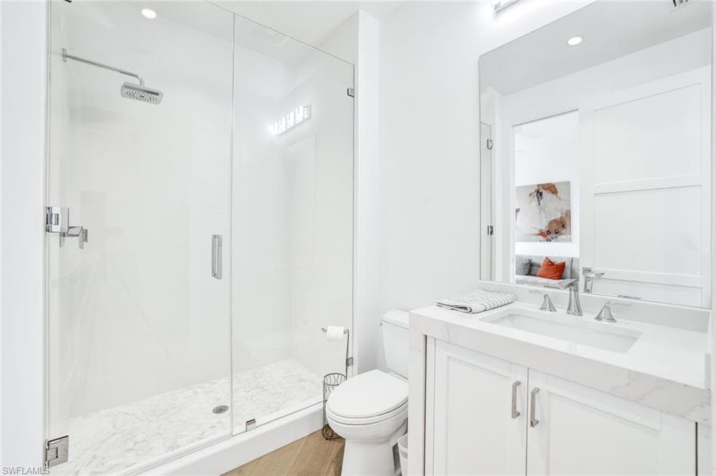 850 Central Ave 207, Naples, FL 34102-16