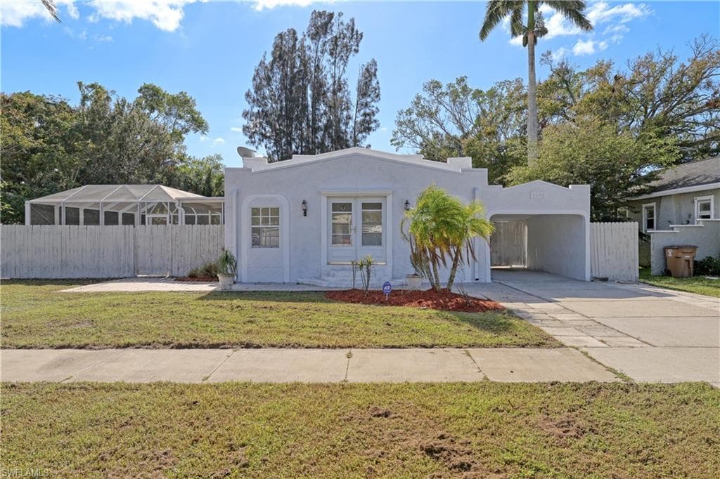 1676 Sunset Pl, Fort Myers, FL 33901-1