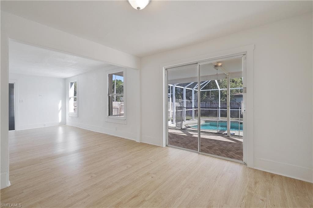 1676 Sunset Pl, Fort Myers, FL 33901-5