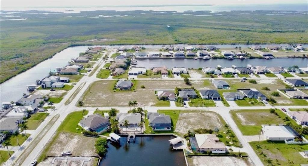 4205 Gulfstream Pkwy, Cape Coral, FL 33993-6