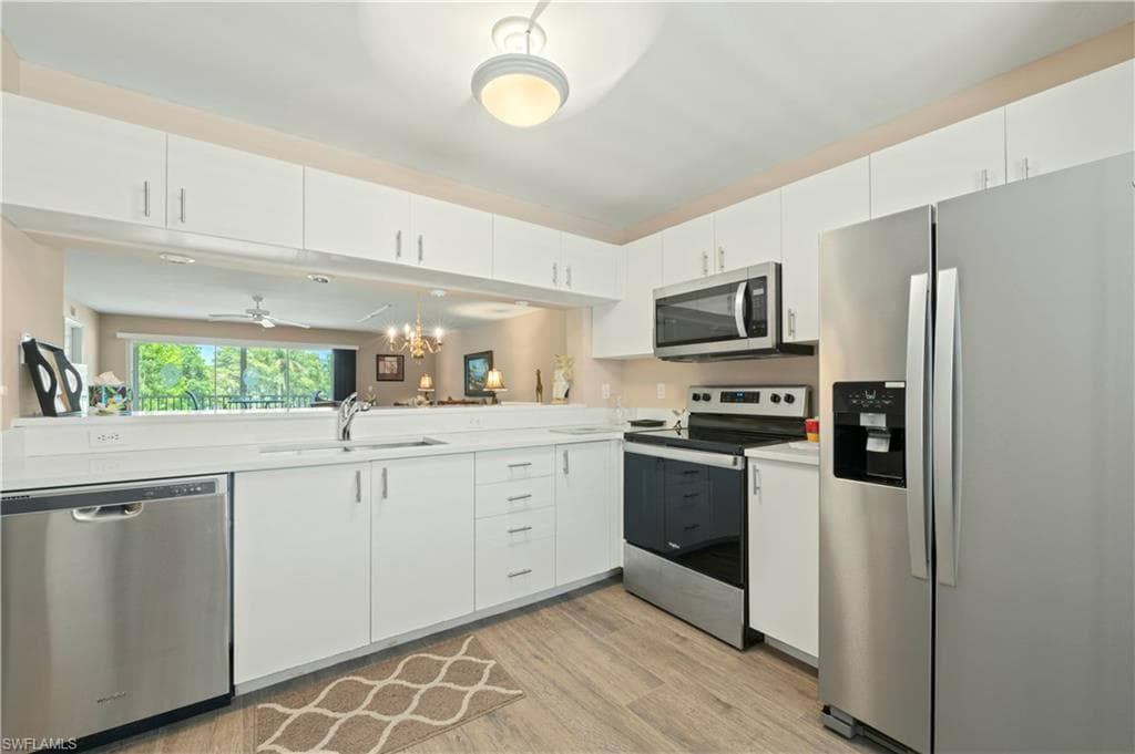 1051 Eastham Way B-204, Naples, FL 34104-9