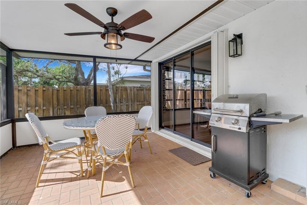 754 95th Ave N, Naples, FL 34108-19