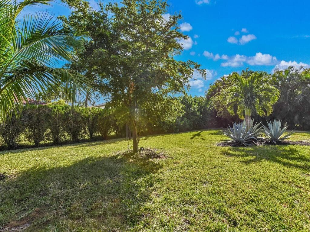 5007 Sands Blvd, Cape Coral, FL 33914-38