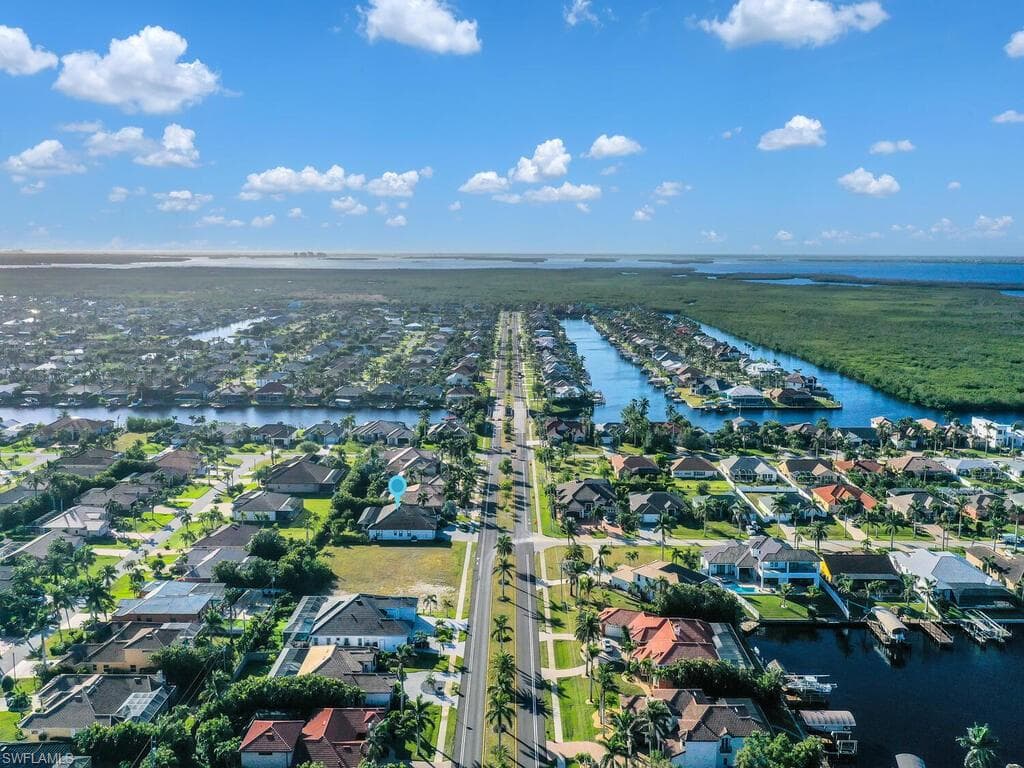 5007 Sands Blvd, Cape Coral, FL 33914-41