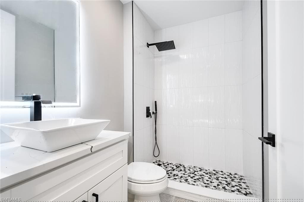 825 Regency Reserve Cir 3701, Naples, FL 34119-14
