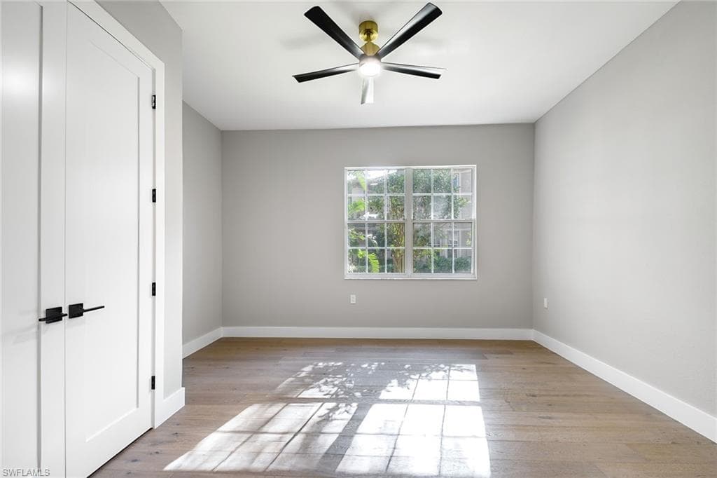 825 Regency Reserve Cir 3701, Naples, FL 34119-15