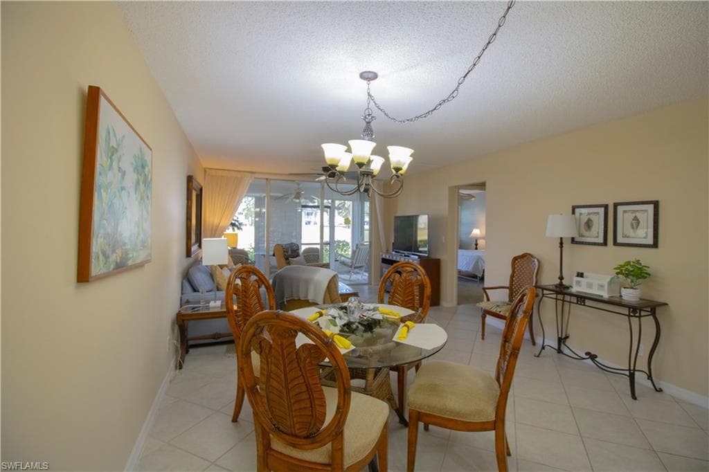 1085 Forest Lakes Dr 8108, Naples, FL 34105-3